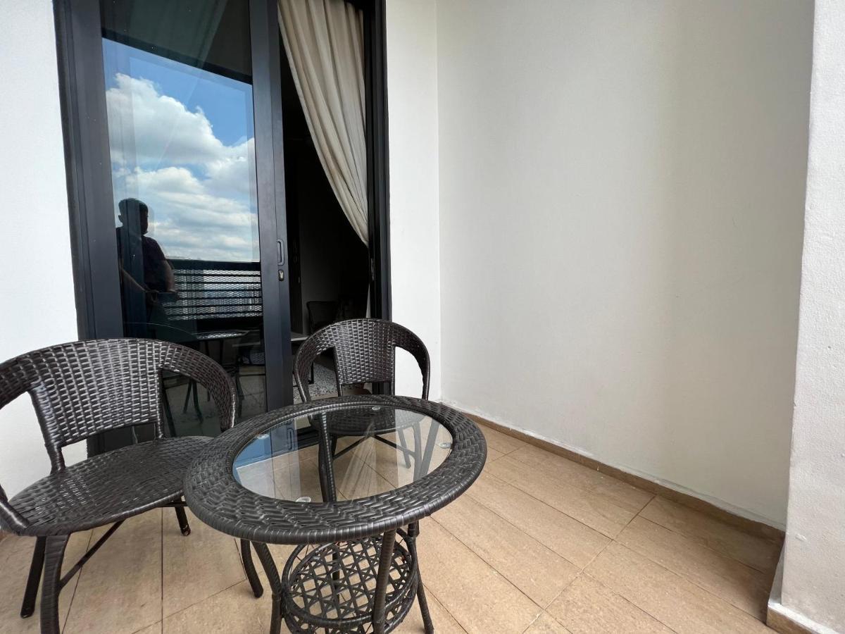 Arcoris, Mont Kiara By Mk Home Kuala Lumpur Eksteriør bilde